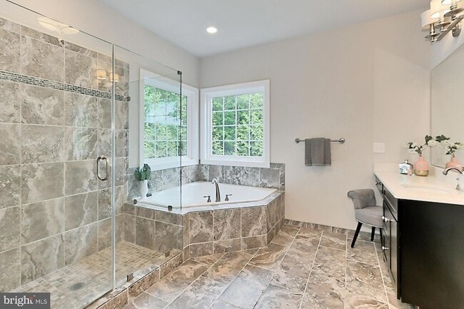 Building Photo - 6526 Dearborn Dr