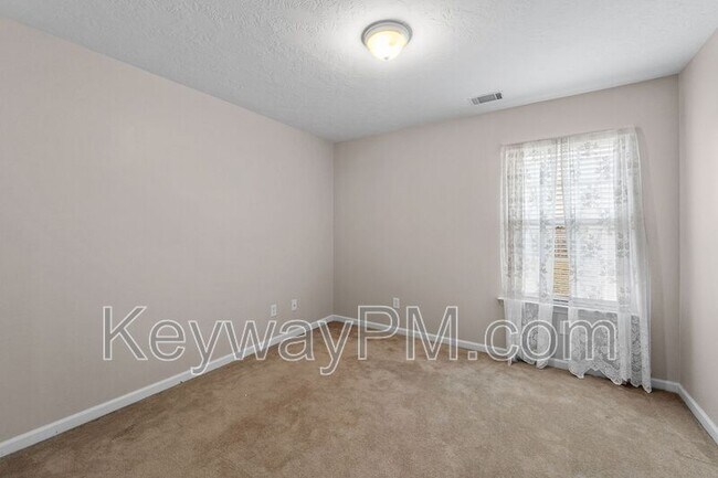 Building Photo - 435 St Julian Pl