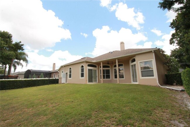 Building Photo - 824 Blairmont Ln