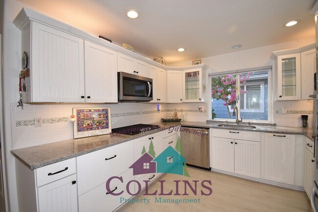 Building Photo - 127 Highlands Ct