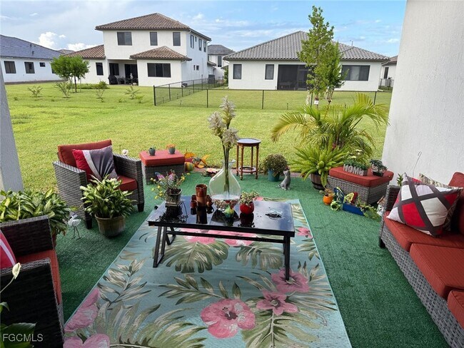 Building Photo - 5227 Nevola Ave