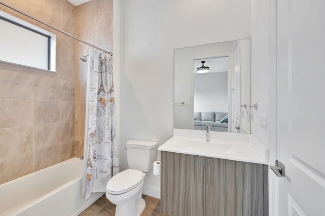 Building Photo - 8660 W Parkland Bay Trl