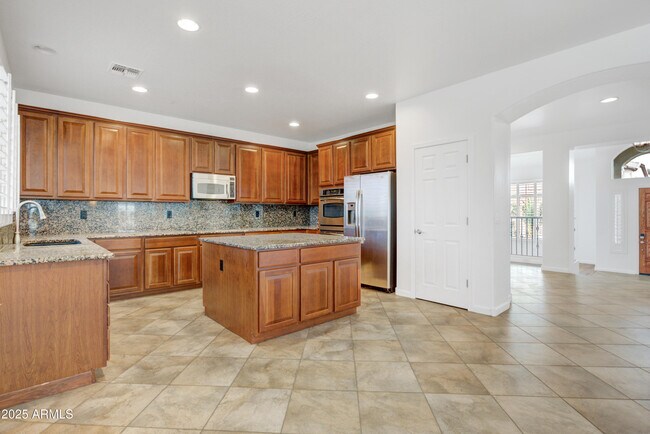 Building Photo - 33406 N 23rd Dr