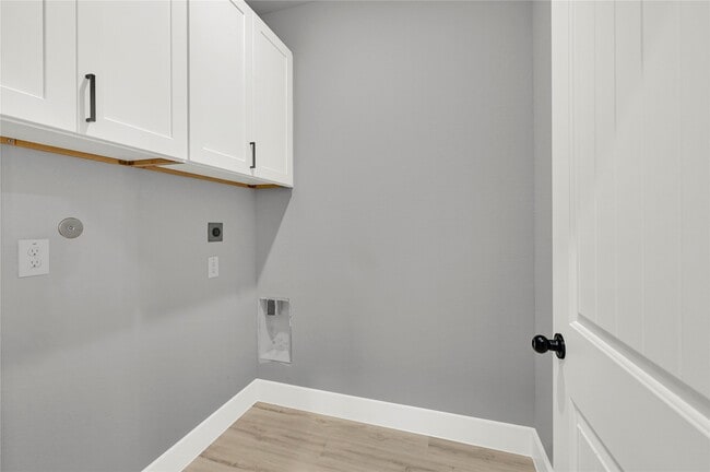 Building Photo - 7415 Hezekiah Ln