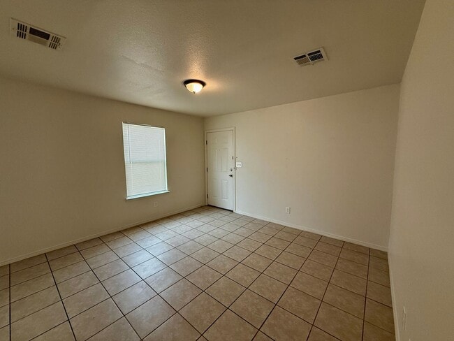 Building Photo - 192 Rio Rd