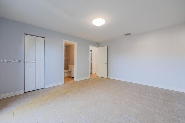 Building Photo - 28147 SW 142nd Ct