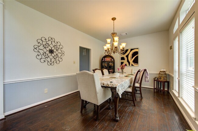 Building Photo - 5911 Canyon Brook Ct