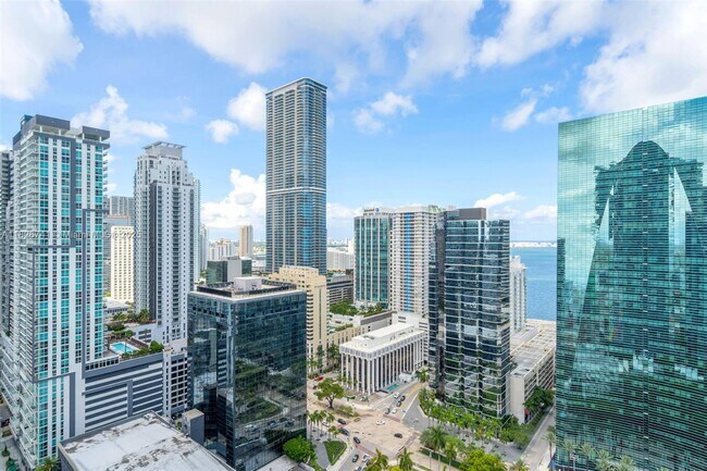Building Photo - 1300 S Miami Ave