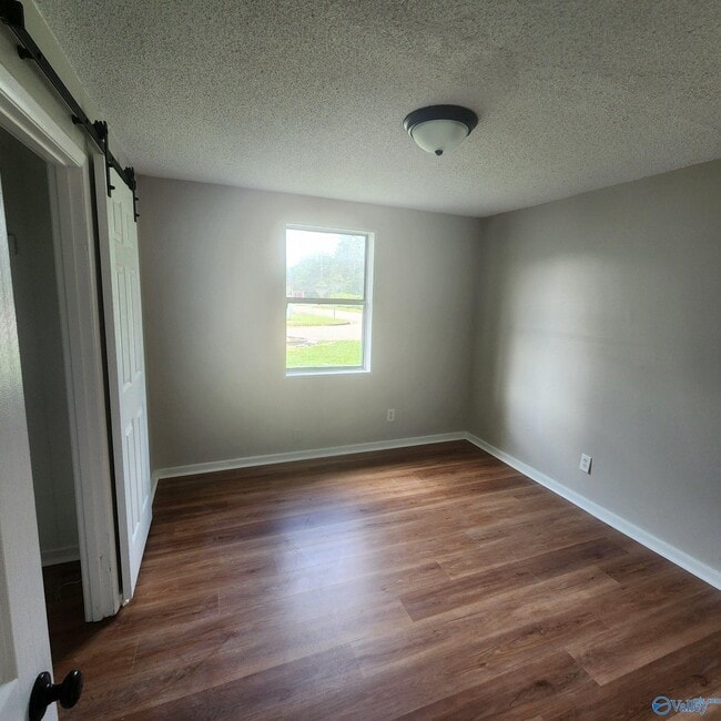 Building Photo - 3706 Wilbanks Dr