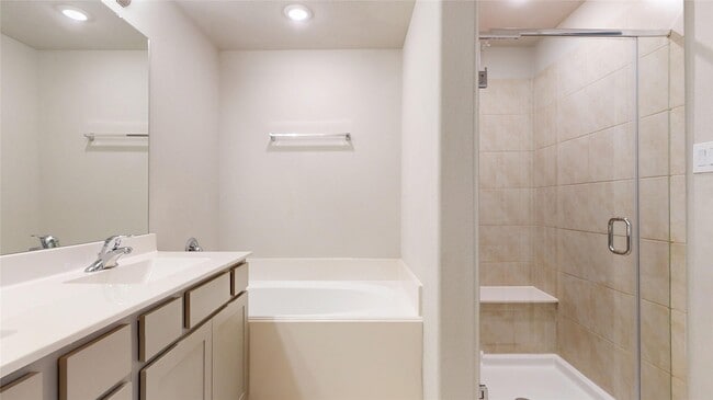 Building Photo - 519 Dr. Martin Luther King Jr. Dr.