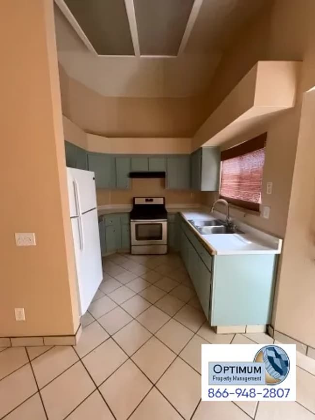 Building Photo - Beautiful Moreno Valley Rental with Sunroom, Fireplace & Spacious Backyard