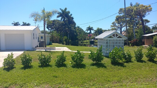 Bonita Shores, Collier County - 98 4th St