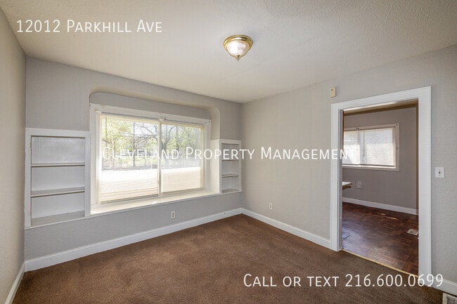 Building Photo - 12012 Parkhill Ave