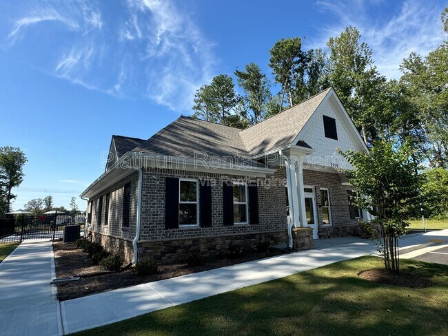 Building Photo - 2805 Habibi Ct