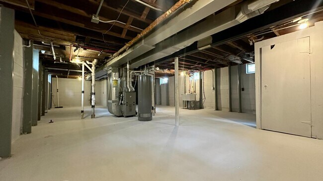 Building Photo - 4951 N 36th St