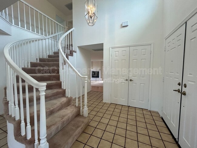 Building Photo - 284 Preakness Ln