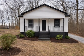 Building Photo - Gantt ST