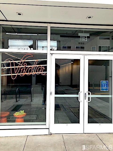 Building Photo - 45 Bartlett St