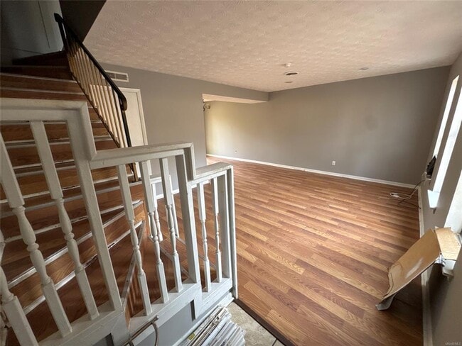 Building Photo - 813 Azalea St