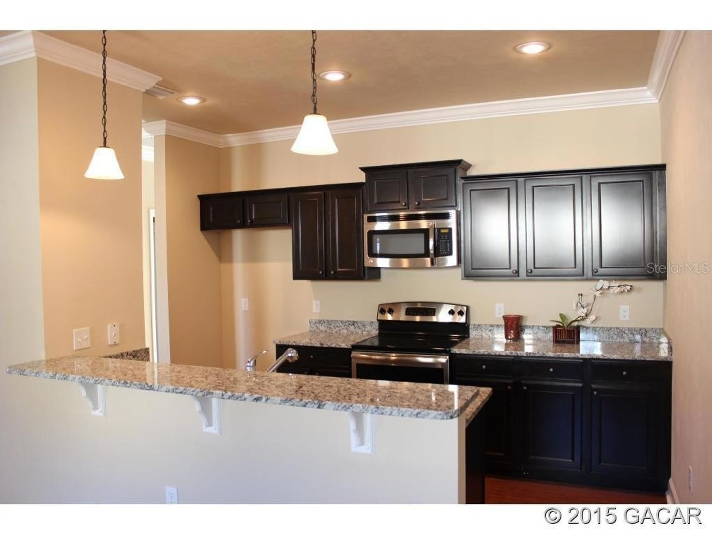 Building Photo - 1731 SW 66th Dr