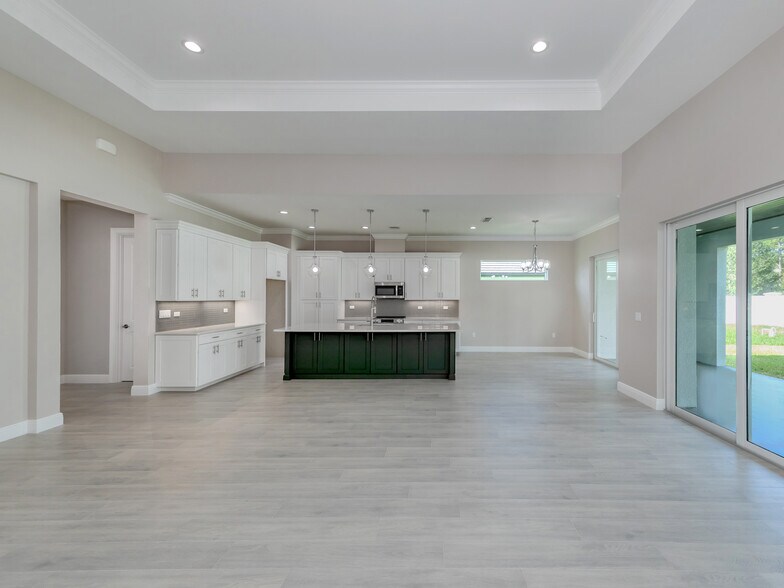 Building Photo - 1760 Lugano Cir