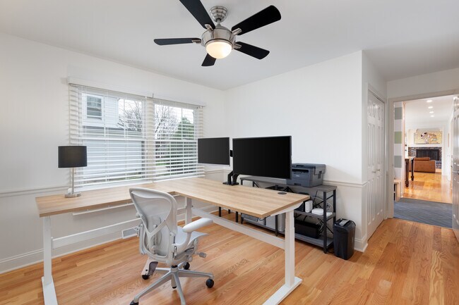 Building Photo - 1441 Calcutta Ln