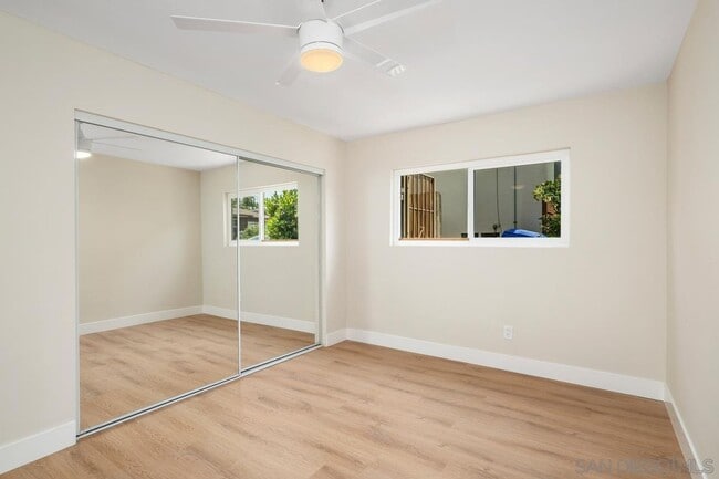 Building Photo - 5051 Lenore Dr