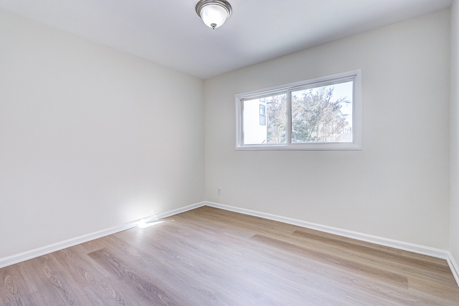 Building Photo - 2312 Grant Ave