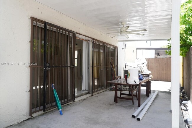 Building Photo - 9132 SW 148th Ct