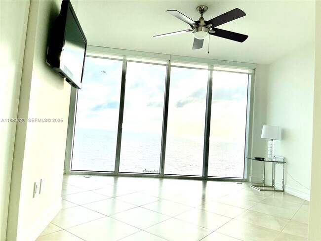 Building Photo - 16699 Collins Ave