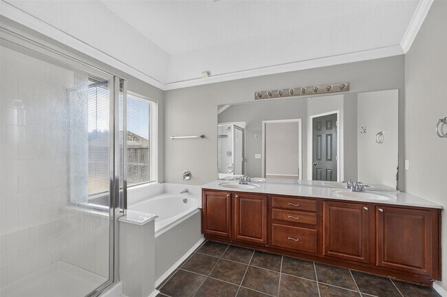 Building Photo - 30303 Mesa Valley Dr