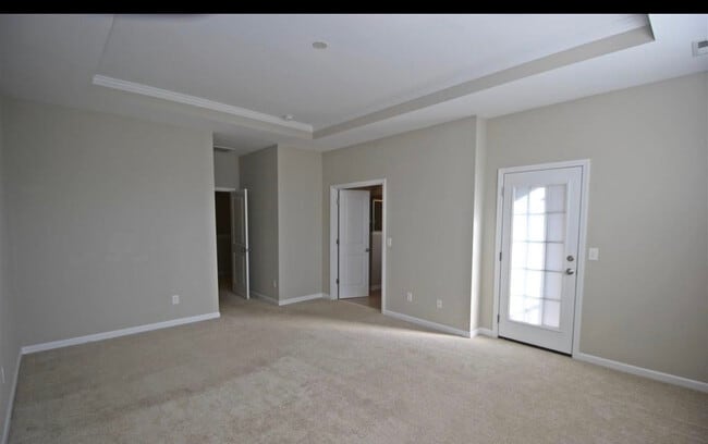 Building Photo - 1404 Alemany St