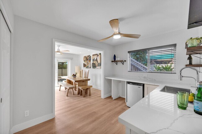 Building Photo - LUXURY LONG-TERM RENTAL: Partially Furnished and Renovated 3 Bed/3 Bath Kihei Home with Private S...