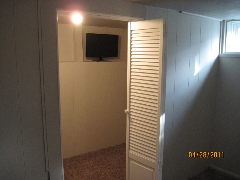Building Photo - 505 Alderson Ave