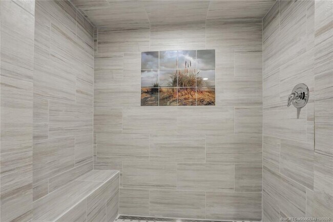 Building Photo - 64 NE Acacia Trail