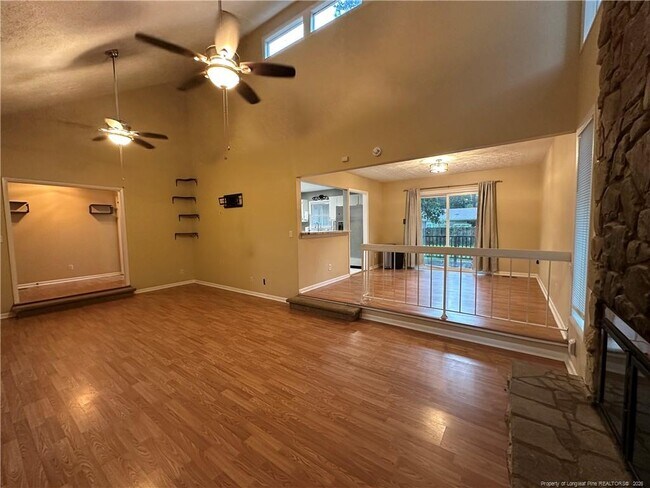 Building Photo - 6935 Brockwood St