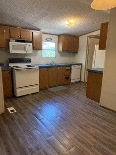Building Photo - 865 Qappuella Dr