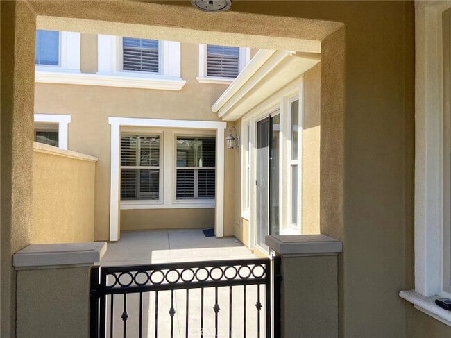 Building Photo - 187 Wild Lilac