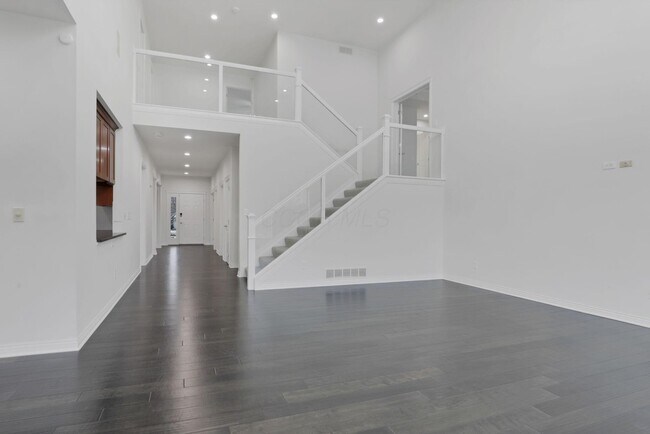 Building Photo - 7090 Dean Farm Rd