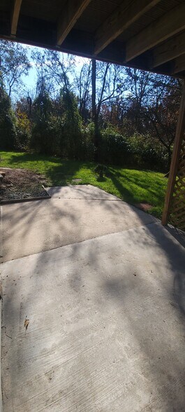 Building Photo - 1134 Pin Oak Dr