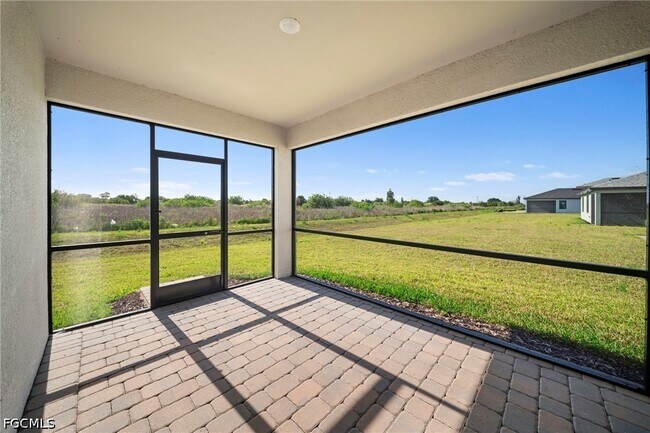 Building Photo - 270 Silent Lk Dr