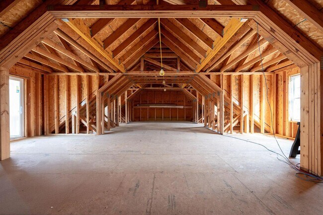 Building Photo - 2942 S Haven Dr