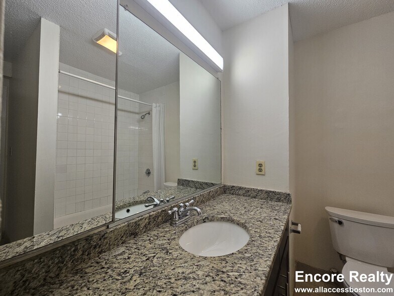 Building Photo - 150 North Beacon St