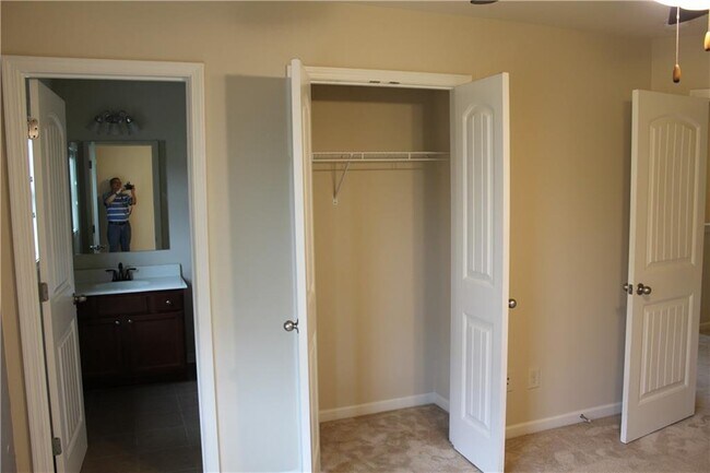 Building Photo - 3054 Turman Cir
