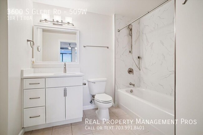 Building Photo - 3600 S Glebe Rd