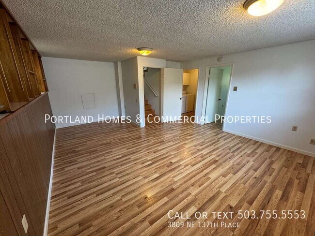 Building Photo - 3809 NE 137th Pl