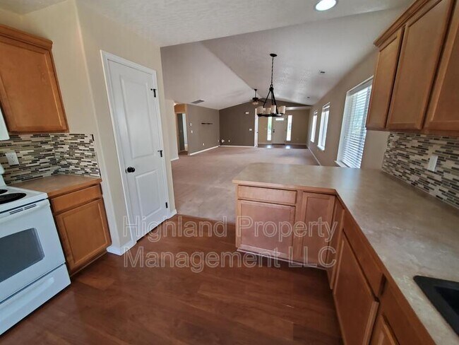 Building Photo - 1425 Lost Trail Dr