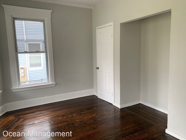 Building Photo - 364 Edgewood Ave