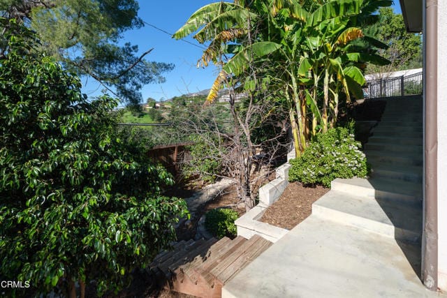 Building Photo - 4337 Vista Pl
