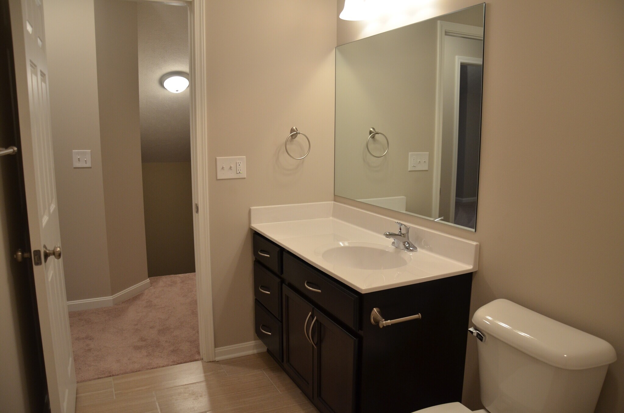 Building Photo - 1521 Meadowbrook Blvd